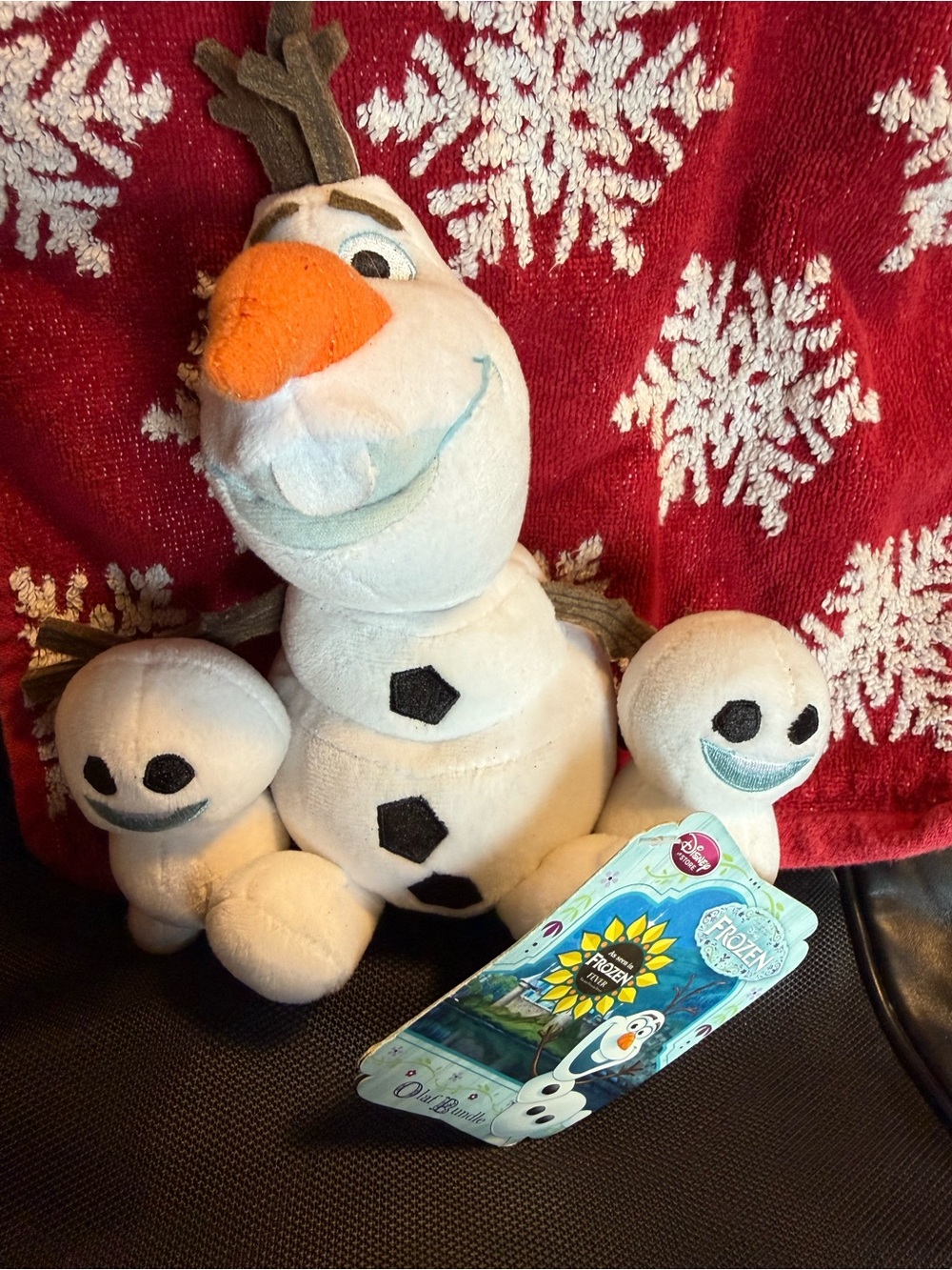 Disney Olaf Plush Bundle with Orange Nose and Black Buttons Shaped Eyes